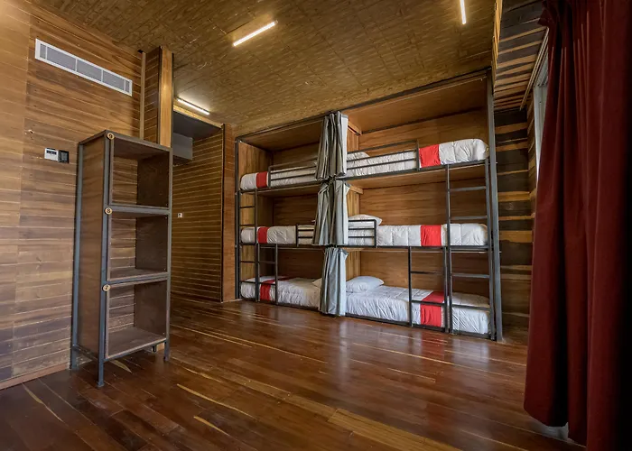 Kavia 5th Avenida (adults Only) 4*