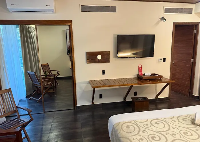 Kavia 5th Avenida (adults Only) 4*