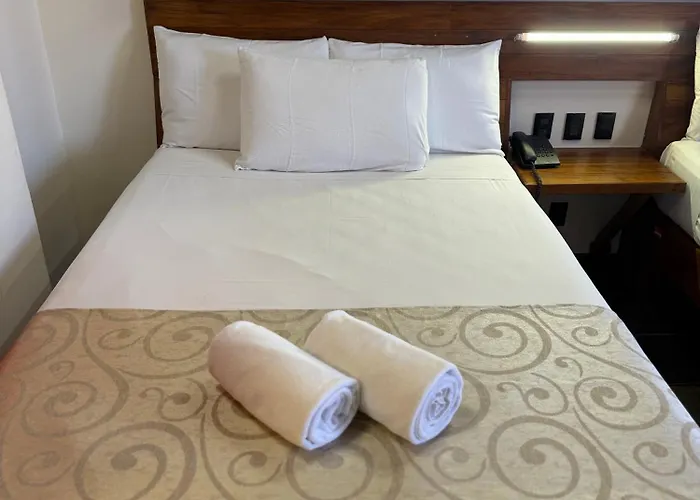 Hotel Kavia 5th Avenida (adults Only) 4*